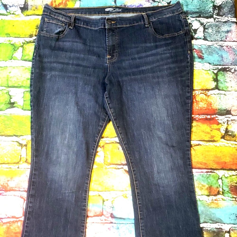 Old Navy The Flirt Bootcut Midrise Stretch Jeans Size 18 Regular - EUC